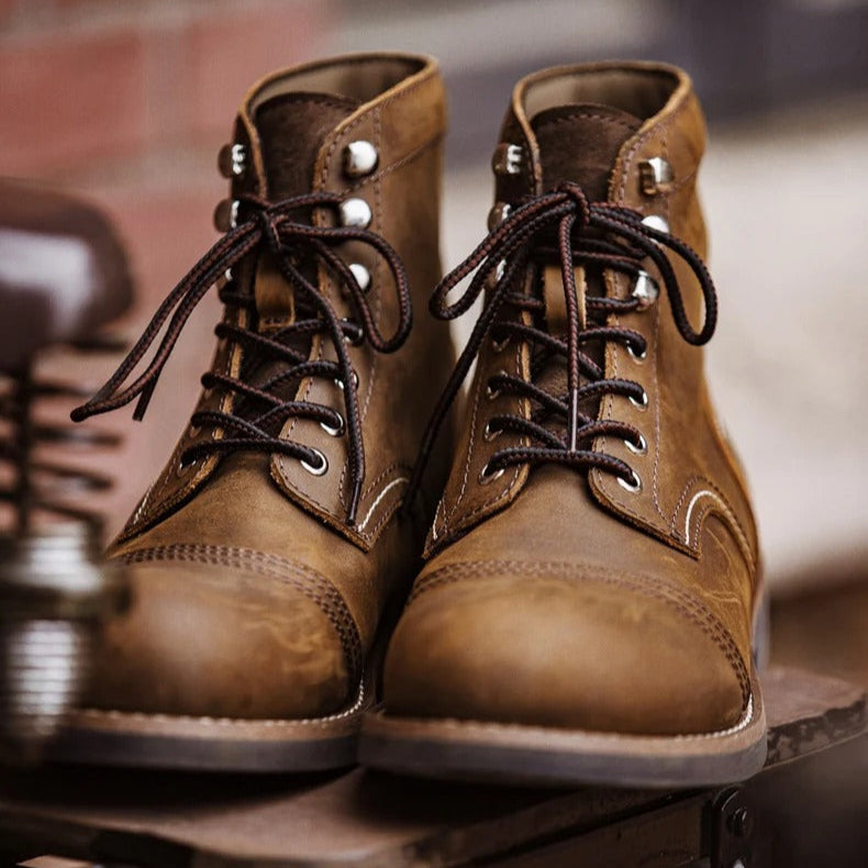 Hollis Boots