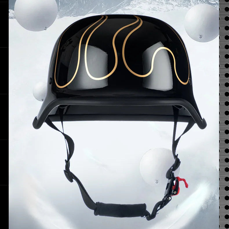 Cruz Helmet