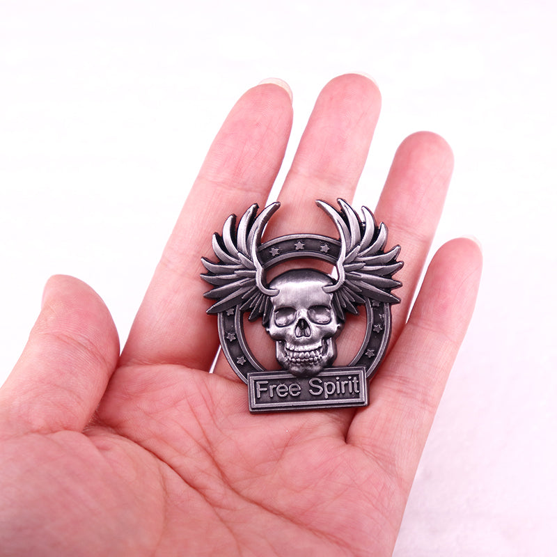 Free Spirit Skull Wings Pin