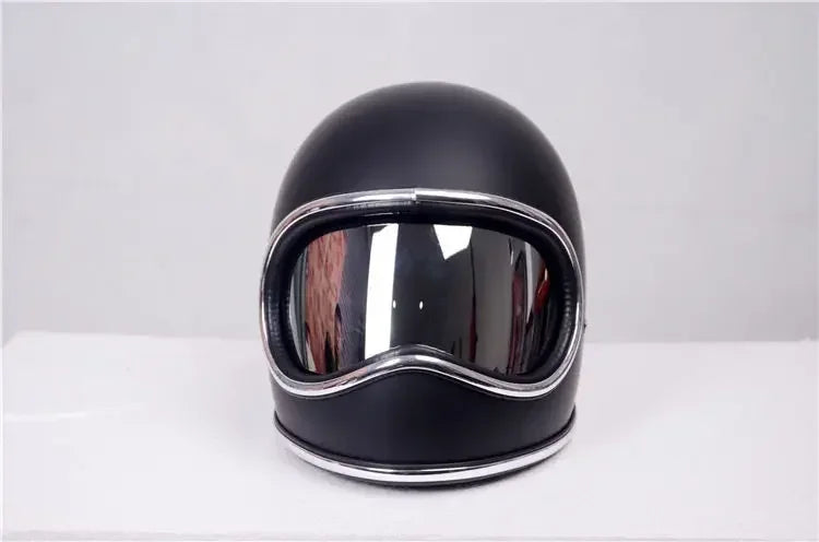 Ezra Helmet