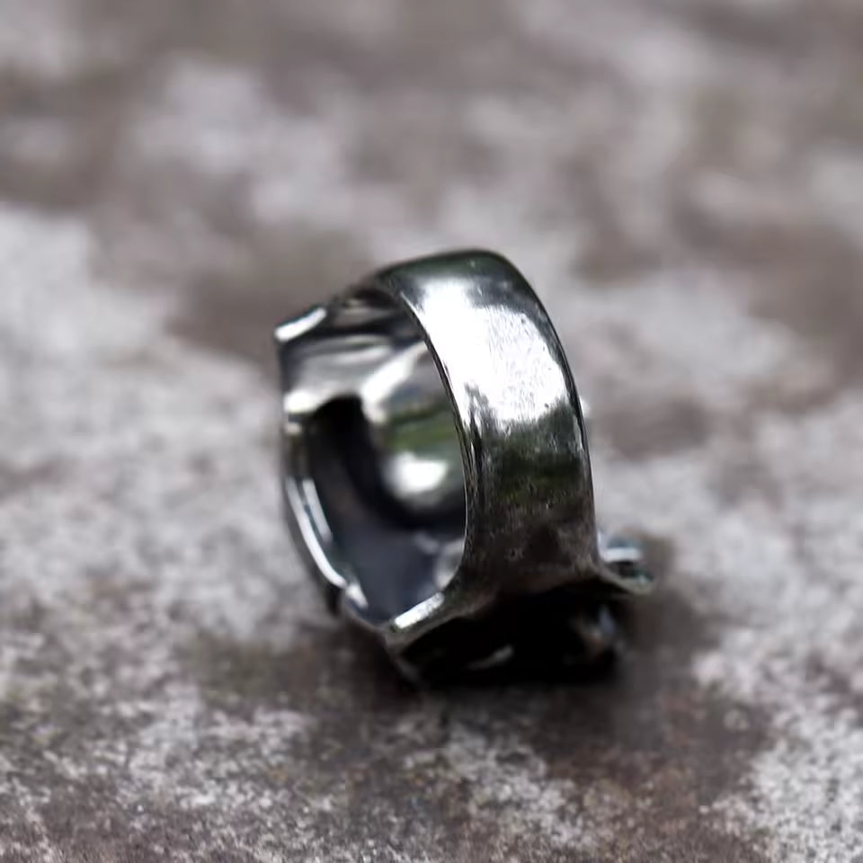 Skorn Ring
