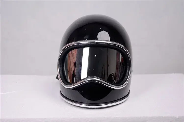 Ezra Helmet
