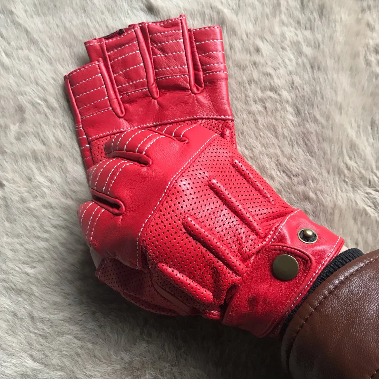 Javier Gloves