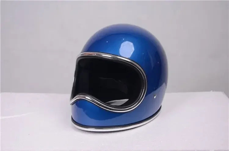 Ezra Helmet
