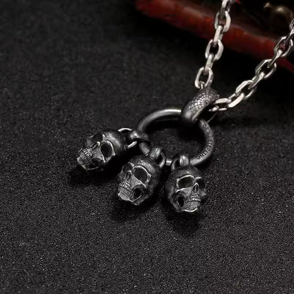 Meda Necklace