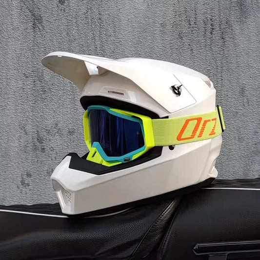 Magnus Helmet