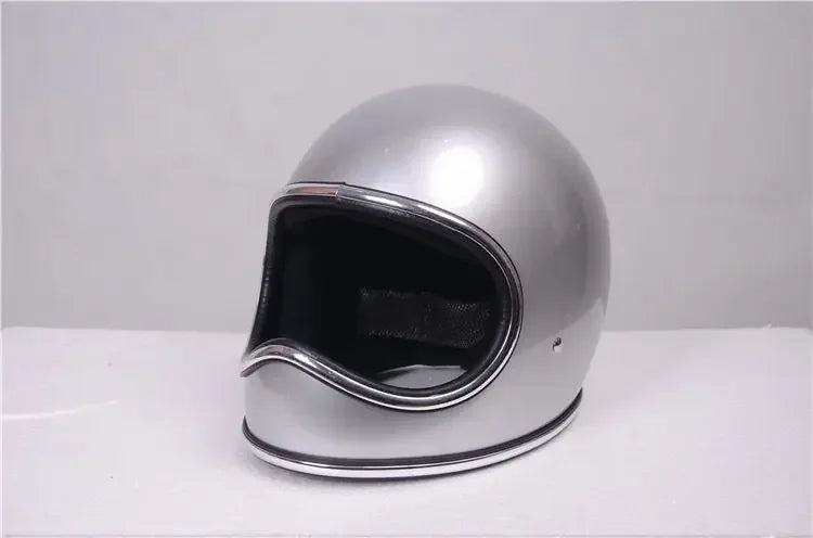Ezra Helmet