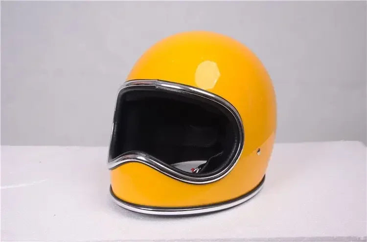 Ezra Helmet