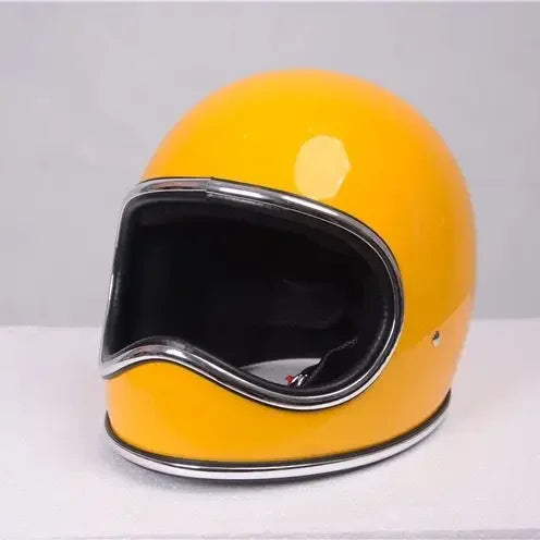Ezra Helmet